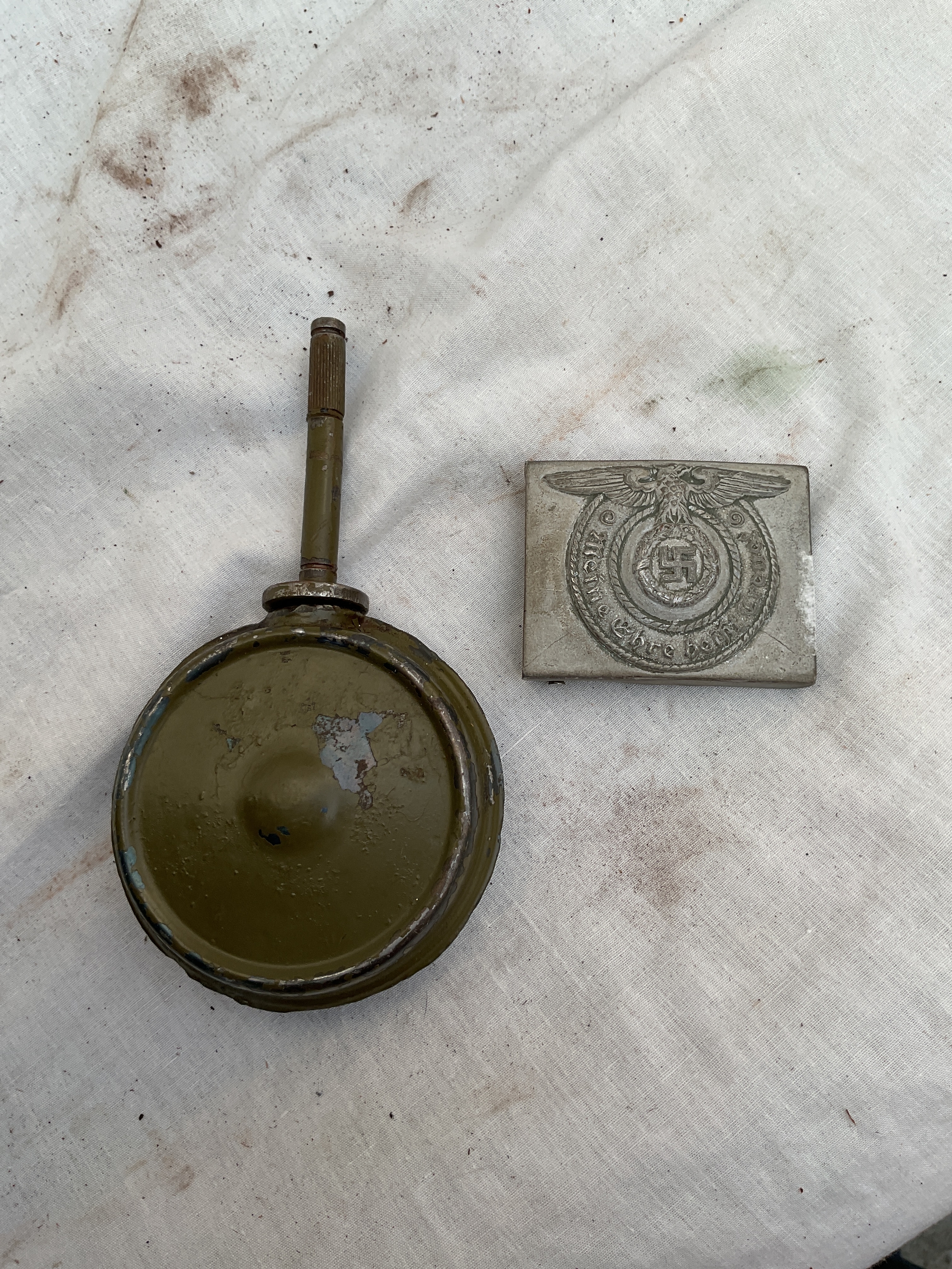 WWII German MG34 oil spoon and RZM Marked belt buckle.