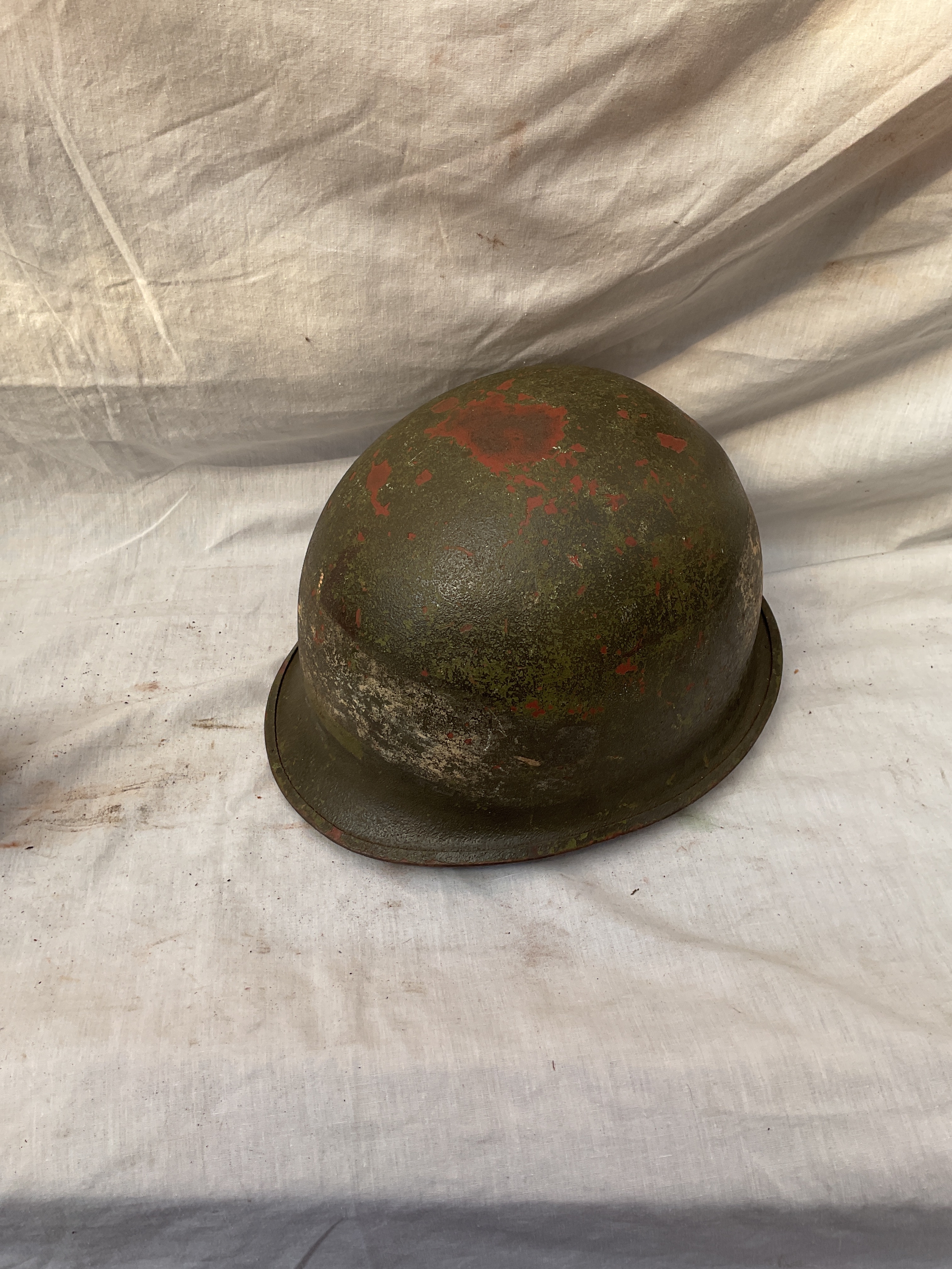 US tin helmet And liner.