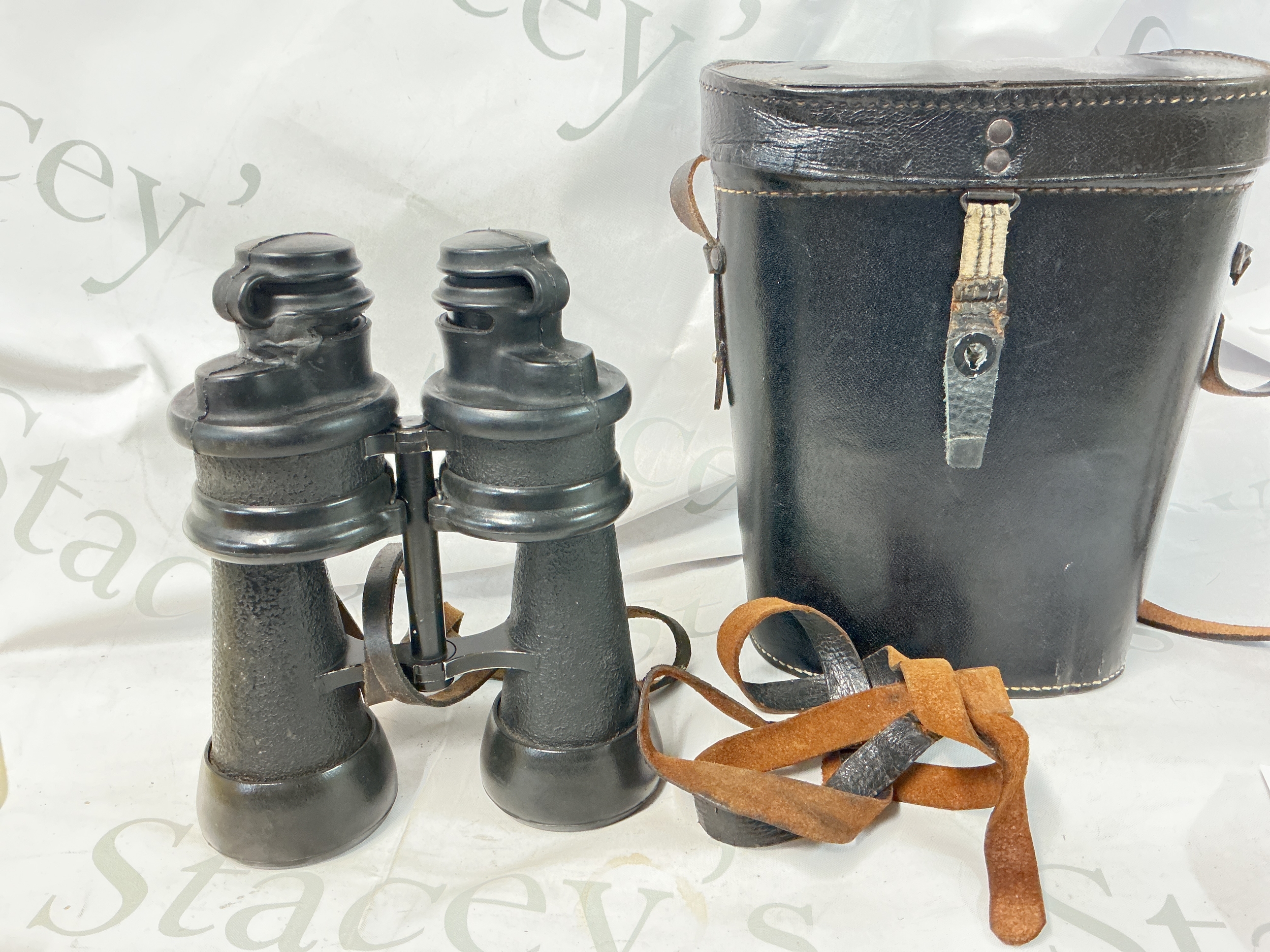 A Good Pair Of WW2 U-Boat Binoculars Numbered In Case, Kreigsmarine Marked On Lid.