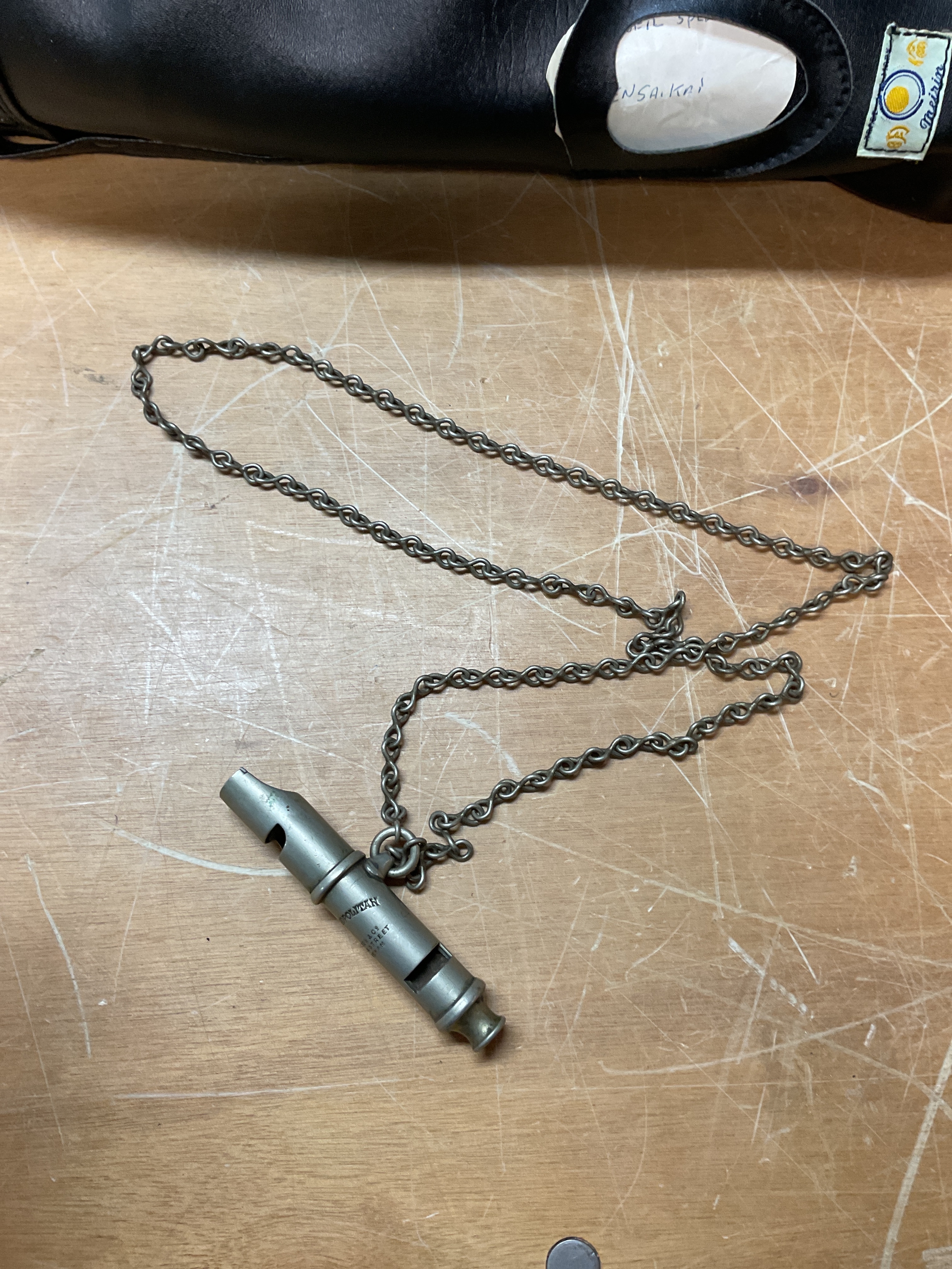 Rare WWII MTB commanders whistle and with correct chain.,