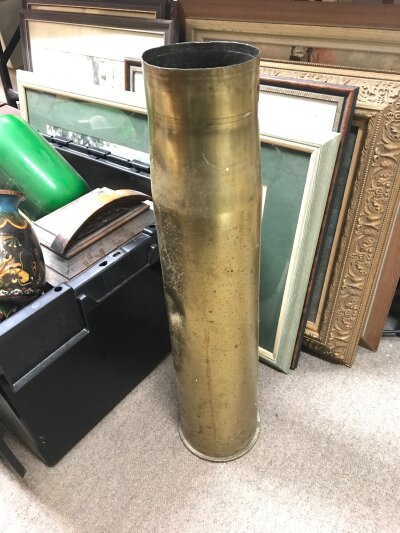 An artillery shell dated 1961 105mm