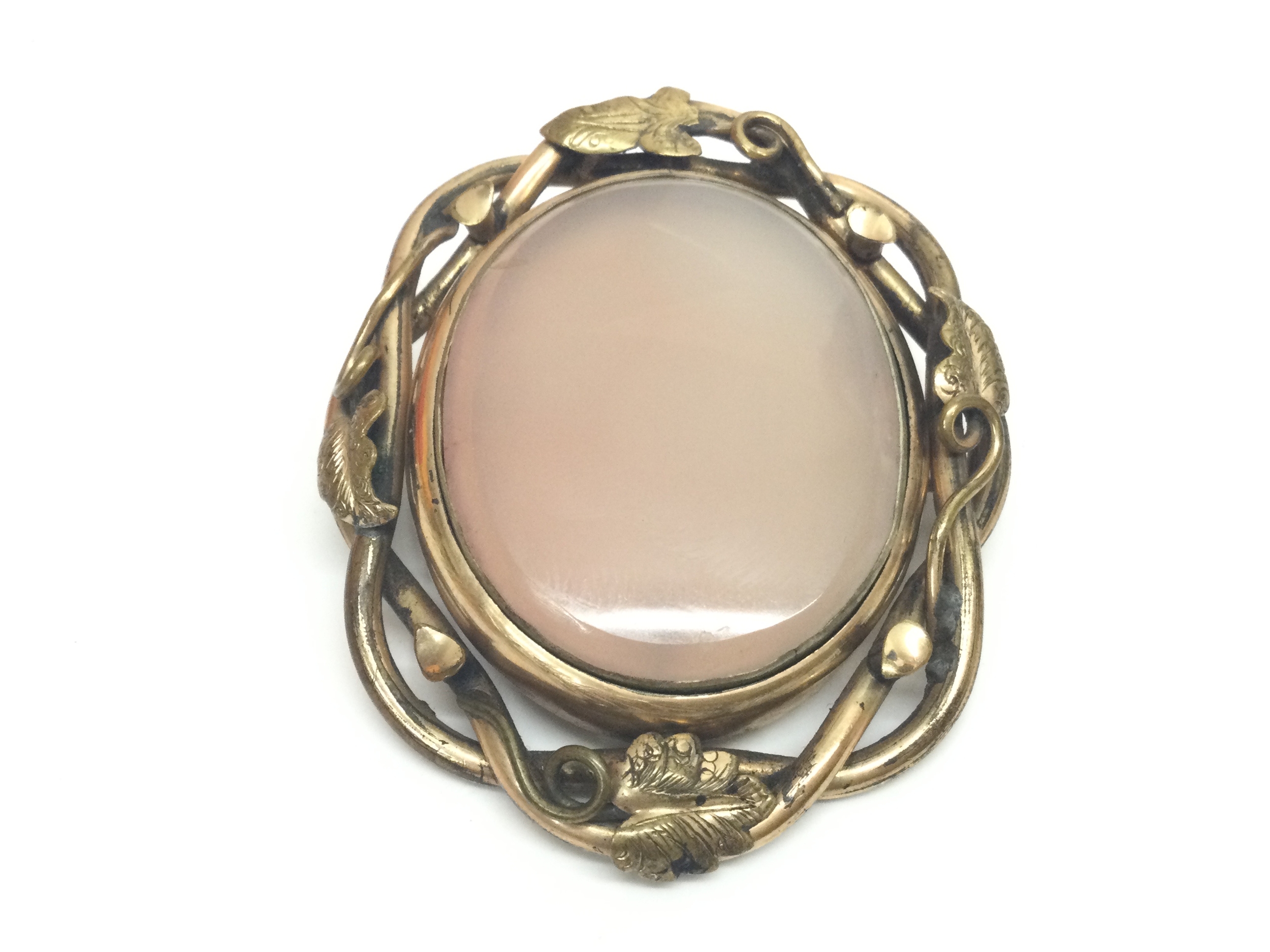 A Victorian mourning brooch ,6cm tall, 5cm wide