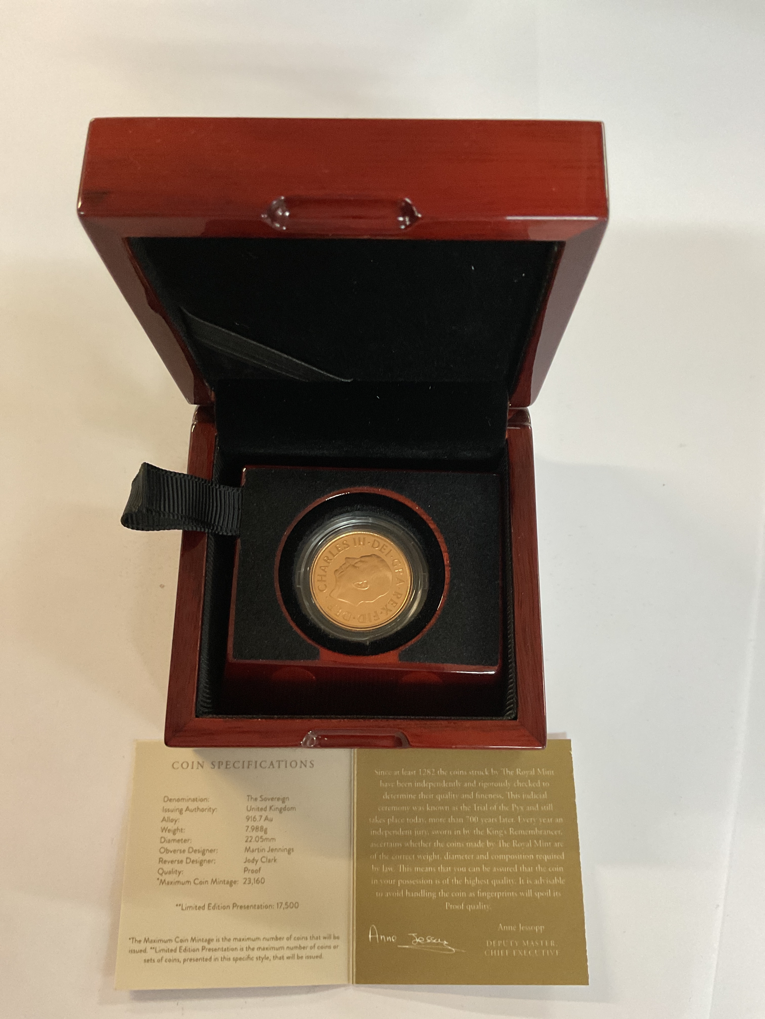 Elizabeth II  2022 memorial Gold coin. Rare edition with King Charles III on reverse side. includes coin specifications/ proof of authenticity.