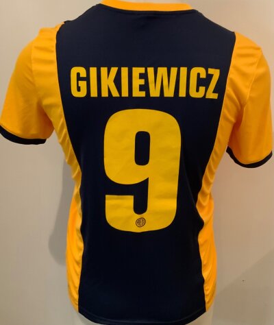 Limassol 2014 - 2015 Match Worn Football Shirts: Europa League short sleeve yellow and blue shirts which were all worn v Tottenham. Players featured are Carlitos Sardinero and Gikiewicz. (3)