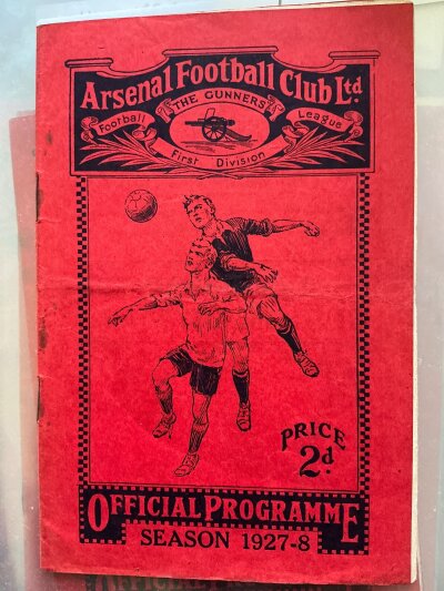 1927 - 1928 Arsenal v Stoke City FA Cup Football Programme: For the match on 3 3 1928. Rusty staples holding firm. No team changes but score noted.