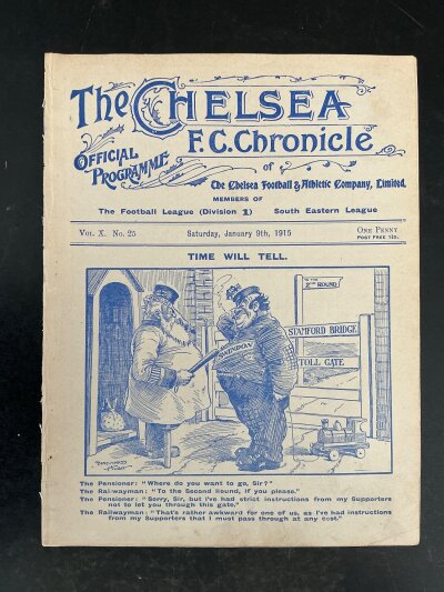 1914 - 1915 Chelsea v Swindon FA Cup Football Programme: Ex bound with no team changes. Spine has completely split down spine due to being ex bound.