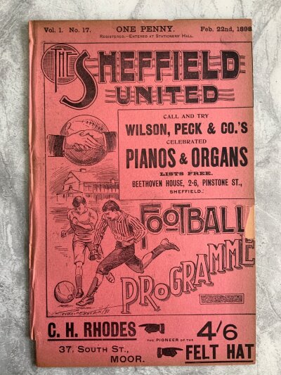 1897 - 1898 Sheffield United (Champions) v Everton Football Programme: Excellent condition 16 page league programme with no team changes. Ex bound with covers. This is the only season Sheffield United were 1st division champions. Seperate picture of Sheffield United goalkeeper Fatty Foulkes removed from annual.