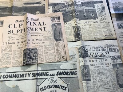 Arsenal Pre War FA Cup Final Newspapers: 1927 Daily Chronicle, 1930 Sunday Graphic, Sunday News, Daily Herald, 1932 Daily Mail, 1936 Daily Express, Daily Mail. A couple are full newspapers. (7)