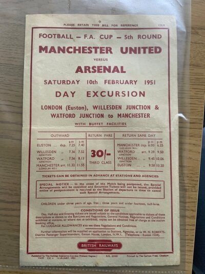 50/51 Manchester United v Arsenal Railway Hand Bill: For travel from London and return to Manchester United for the FA Cup match. Excellent.