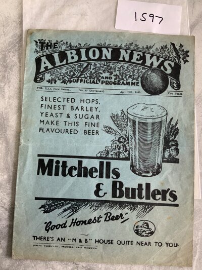 38/39 West Brom v Norwich City Football Programme: Good condition league programme with no team changes. Small tear on spine.