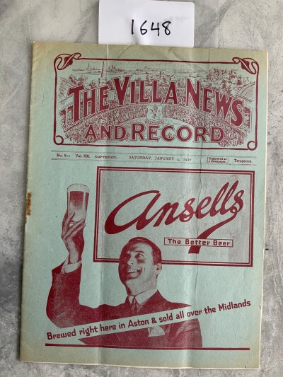 1929 - 1930 Aston Villa v Leeds United Football Programme: Excellent condition league programme with no team changes. Fold.