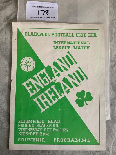 1937 Football League v Ireland League Football Programme: Good condition with no team changes played at Blackpool on 6 10 1937.