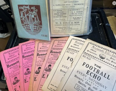 Weymouth Football Programmes: Around 700 programmes both home and away with 6 pre war a few 40s and over 150 from the 50s. 60s and 70s look quite comprehensive. (2 boxes)
