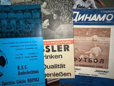 British Club In Europe Football Programmes: Mainly played in the UK in excellent condition from the 70s onwards. (200 in 3 boxes)