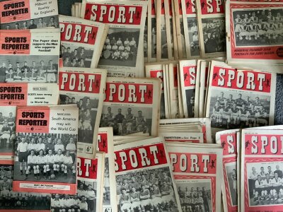 Old Football Magazines + Newspapers: 3 bound volumes of Sport Magazine which feature team groups to cover and they run from 50/51 to 52/53. Additionally there are 139 individual copies plus 20 Sports Reporter from a similar era. There are 42 Football Pink newspapers from the 60s which is a Manchester based Evening newspaper. There are some more football magazines which look more modern. (3 boxes)