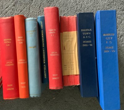 Bound Volumes Of Football Programmes: First team football programmes bound in official binders for 80/81 Orient, 68/69 Coventry, 66/67 Sheffield Wednesday, 86/87 Charlton, 90/91 Brentford. Unofficial bound volumes for 49/50- 51/52 Fulham with a few detached, 89/90 Manchester City, 92/93 Halifax. Three Nottingham Forest unofficial bound volumes from 78/79 and two from 1980/81. (11)