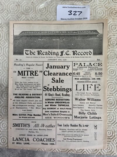 1927 - 1928 Reading v Leicester City Football Programme: Very good condition ex bound with covers has no team changes.