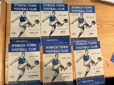Ipswich Town 50/51 Home Football Programmes: 11 very good condition league division 3 matches to include Port Vale Bournemouth Torquay Exeter Brighton and Norwich. (11)