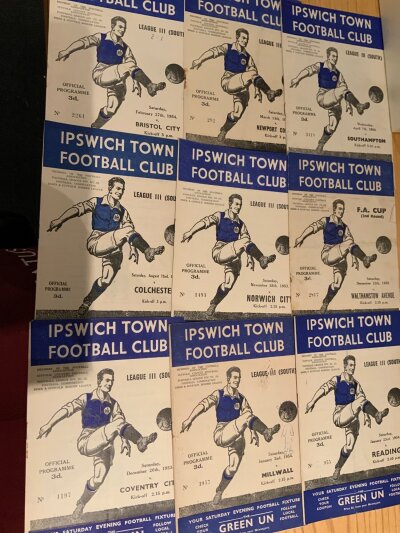Ipswich Town 53/54 Home Football Programmes: 15 very good condition league division 3 matches plus Walthamstow Birmingham + Reading FA Cup. 5 have score to cover. Ipswich were champions this season. (18)