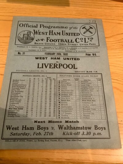 31/32 West Ham v Liverpool Football Programme: Good condition league match with no team changes. Score to team page and number to cover.