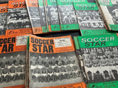 Soccer Star Football Magazines: Excellent condition magazines often with a team group to front cover. (est 120)
