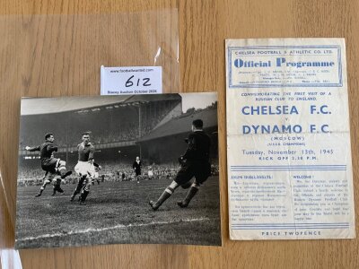 1945 Fhelsea v Dynamo Moscow Football Memorabilia: Programme for match at Stamford Bridge and nice match action press photo with stamp to rear. Programme has folding. (2)