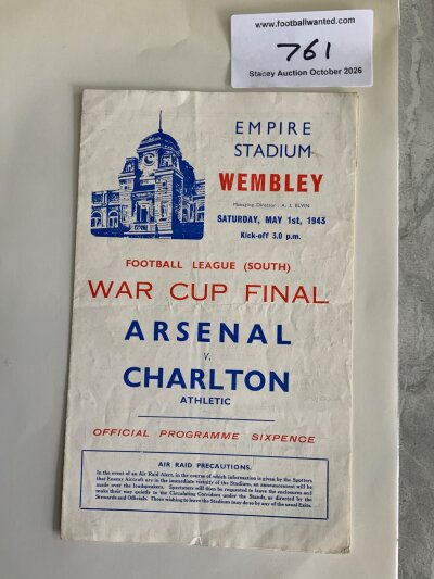 1943 FA Cup Final Football Programme: Arsenal v Charlton at Wembley in very good condition with no team changes. Fold.