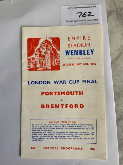 1942 FA Cup Final Football Programme: Portsmouth v Brentford at Wembley in excellent condition with no team changes. Best condition one we have seen.