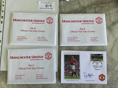 Manchester United 98/99 Treble Winners Signed First Day Covers: 18 genuine FDCs hand signed by 18 players on individual envelope. Genuine autographs produced by the club to include Ferguson Scholes Stam Beckham Giggs Butt Sheringham Keane and others. Stunning items in 3 sets of 6.