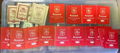 Arsenal Football Handbook Collection: Complete run from 47/48 to 96/97 in very good condition. Please note there was not a handbook issued for 81/82. (49)