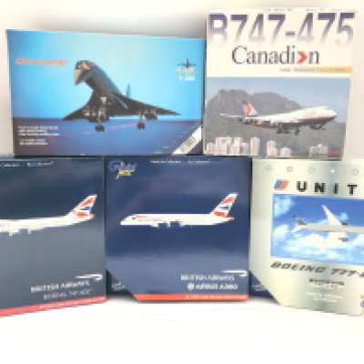 A Collection of Gemini Jets. Dragon and Corgi aviation Aircraft Models. No Reserve.