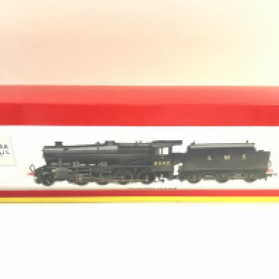 A Boxed Hornby LMS 2-8-0 Class 8F Locomotive Weathered 8042 #R2249.