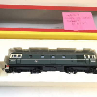 A Boxed Hornby 00 Gauge Class 26 Diesel Green D6527 in wrong Box.