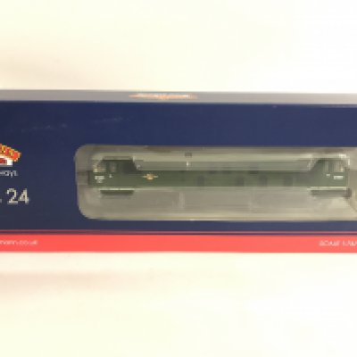 A Boxed Bachmann Class 24 D5061 BR Green Loco. #32-430B. DCC.