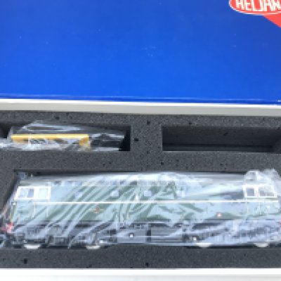 A Boxed Heljan 00 Gauge BR Class 27 Bo-Bo Diesel Locomotive #27211.