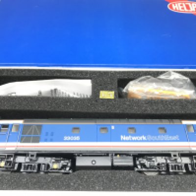 A Boxed Heljan 00 Gauge 33035 Network South East Diesel Loco.