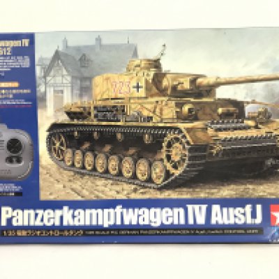 A Boxed Tamiya Remote Controlled Tank Model Kit. 1/35 Scale. No Reserve.