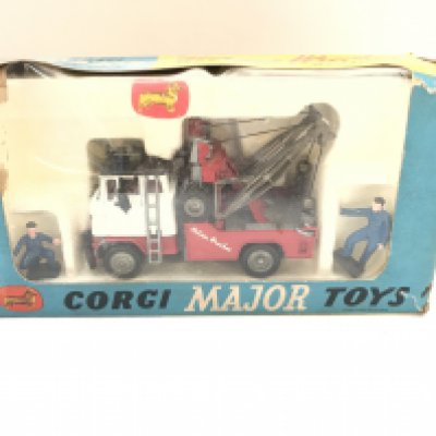 A Boxed Corgi Recovery Vehicle With Ford Tilt Cab #1142.