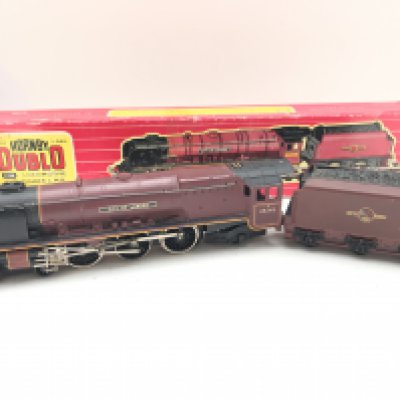 A Boxed Hornby-Dublo 00 Gauge Locomotive And Tender LMR City Of London #2226.
