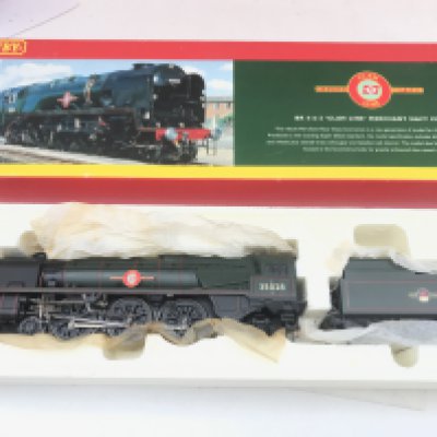 A Boxed Hornby 00 Gauge BR 4-6-2 Claim Lime Merchant Navy Class Loco. #R 2169.