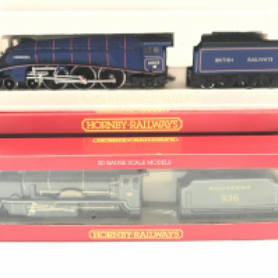 2 X Boxed Hornby 00 Gauge Locomotives. A SR 4-4-0 Loco Schools Class V Cranleigh #R132 and a A4 Woodcock Locomotive ##R.2037.