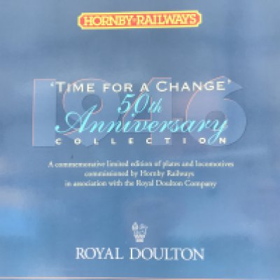 A Boxed Hornby/Royal Doulton Collectors Set SR 4-4-0 Tonbridge School Set #R648.