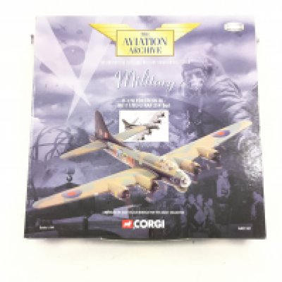 A Boxed Corgi Aviation Archive B-17G Fortress III #AA31102. 1:144 Scale. No Reserve.