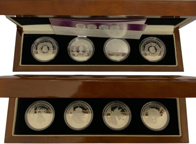 2 cased sets of 4 fine silver coins, Heraldic Beasts / 60th Anniversary of QEII coronation.