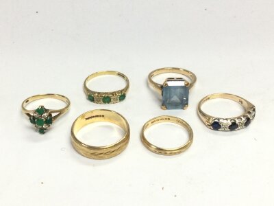 6 9ct gold rings of various designs. 16.05g