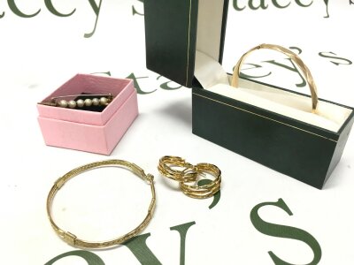 9ct gold core bangle and gold tone jewellery