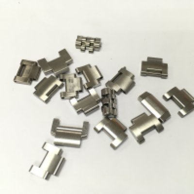 A collection of assorted steel gents rolex and other links. Buyer to satisfy themselves with authenticity prior to bidding.