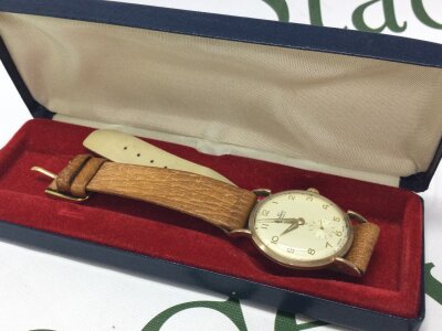 A 9ct gold cased Bentima gents wristwatch, 23g approximately. Seen working