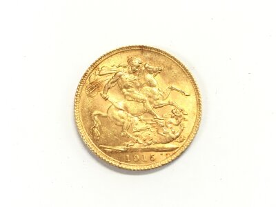 A 1915 full Gold sovereign