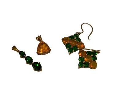 A pair of 9ct gold gem set drop earrings / 2 9ct gold gem set pendants.